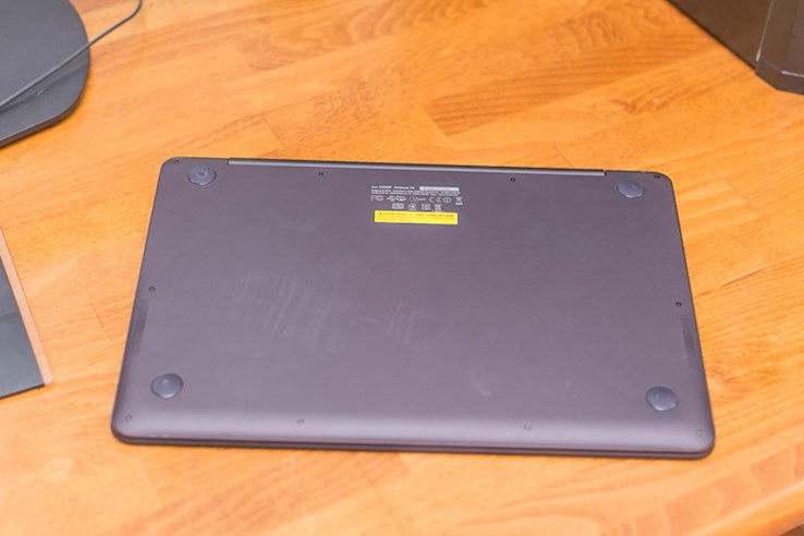 Asus ZenBook (15).jpg